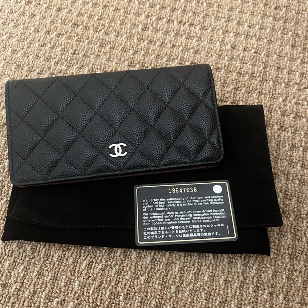 Chanel Yen Black Quilted Caviar Leather Wallet